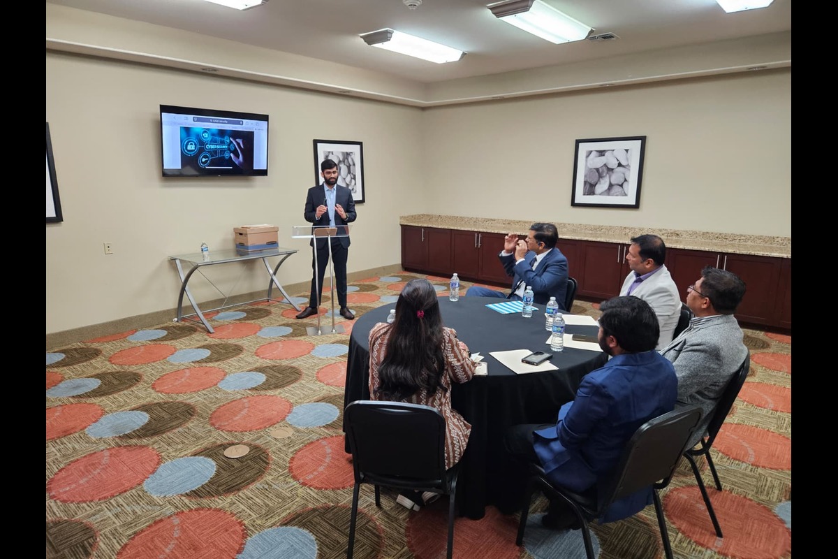 Cyber Security Analyst AC leading a security briefing at the 2025 Annual Meeting